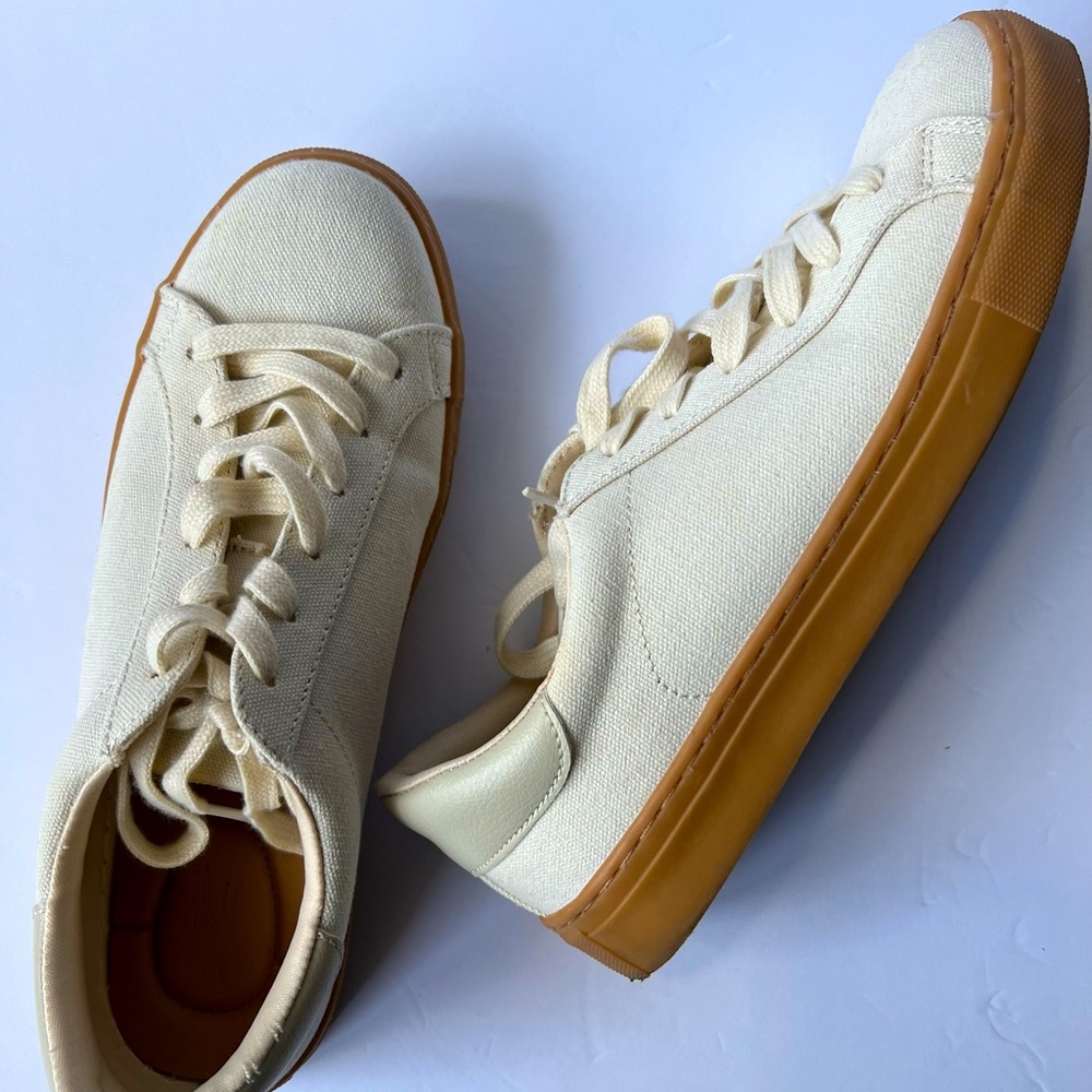 Universal Thread Sneakers